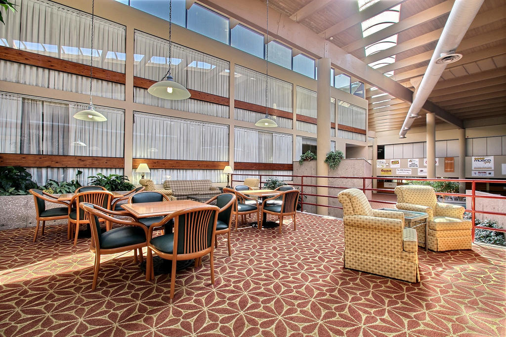 Hotel Muscatine Екстер'єр фото