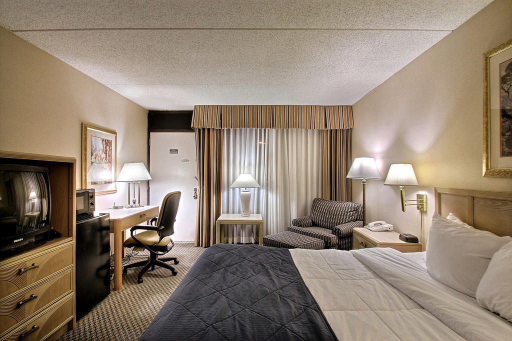 Hotel Muscatine Екстер'єр фото