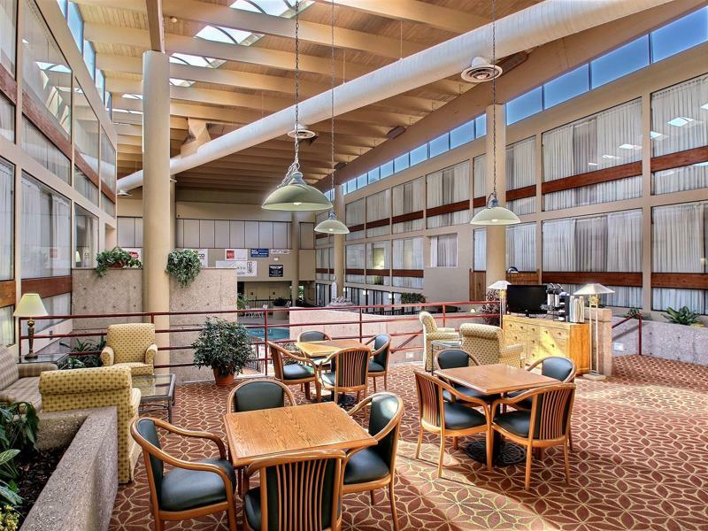 Hotel Muscatine Екстер'єр фото